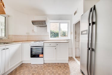 1 bed house, St Michaels Road - Room, St Stephens, Kent, CT27HQ - Image 6