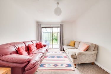 1 bed house, St Michaels Road - Room, St Stephens, Kent, CT27HQ - Image 4