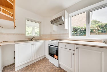 1 bed house, St Michaels Road - Room, St Stephens, Kent, CT27HQ - Image 7