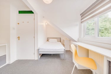 1 bed house, Regency Place -Room, Christchurch, Kent, CT11YS - Image 15