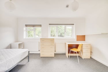 1 bed house, Regency Place -Room, Christchurch, Kent, CT11YS - Image 9