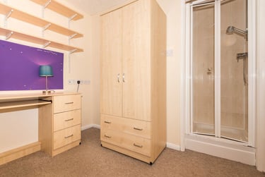 1 bed house, Tennyson Avenue - Room, Christchurch, Kent, CT11ER - Image 12