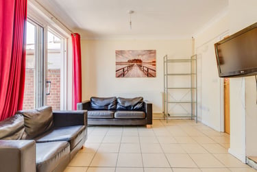 1 bed house, Warwick Road - Room, Christchurch, Kent, CT11RG - Image 6