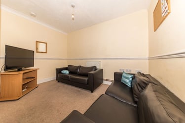 6 bed house, Field Avenue, Sturry, Canterbury, CT11TS - Image 7