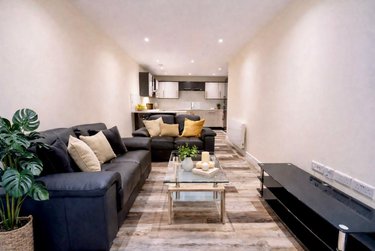 3 bed flat, Ecco, Highfield, Sheffield, S118BP - Image 3
