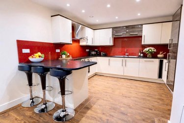 3 bed flat, Ecco, Highfield, Sheffield, S118BP - Image 3