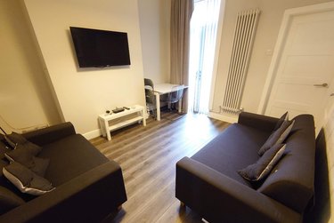 3 bed house, Cameron St, Kensington, Liverpool, L70EN - Image 2