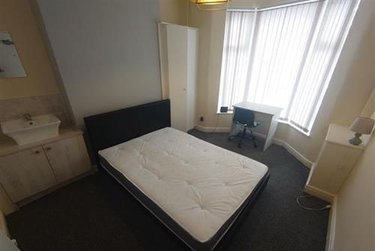 3 bed house, Cameron St, Kensington, Liverpool, L70EN - Image 4