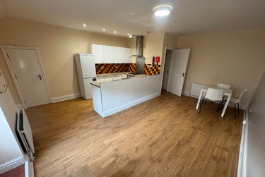 2 bed flat, Simonside Terrace, Heaton, Newcastle, NE65JX - Image 10
