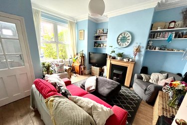 1 bed house, Room 2, 8 De Lacy Mount, Kirkstall, Leeds, LS53JF - Image 5