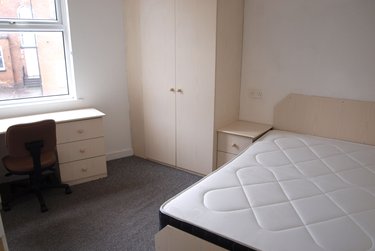 7 bed house, Kendal Lane, Woodhouse, Leeds, LS31AS - Image 8