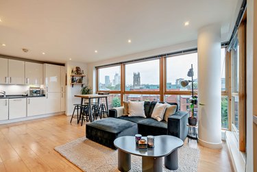 2 bed flat, 4 Bowman Lane Hunslet, Clarence Dock, Leeds, LS101HG - Image 5