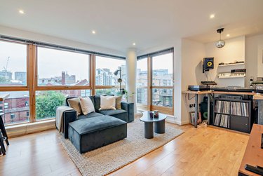 2 bed flat, 4 Bowman Lane Hunslet, Clarence Dock, Leeds, LS101HG - Image 6