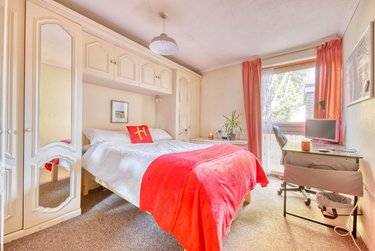 5 bed house, Ulcombe Gardens, Hales Place, Canterbury, CT27QZ - Image 1
