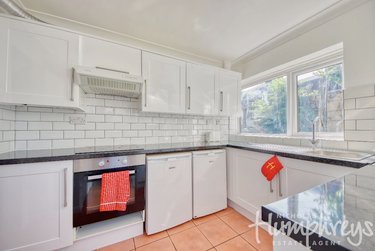 5 bed house, Mead Way, St Stephens, Canterbury, CT28BB - Image 10