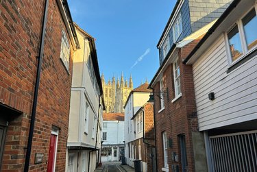 1 bed studio, 2a Turnagain Lane, City Centre, Canterbury, CT12ED - Image 2