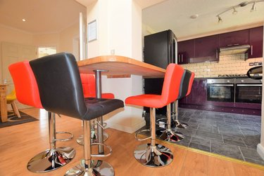 1 bed house, Old Park Avenue, Christchurch, Canterbury, CT11DN - Image 2