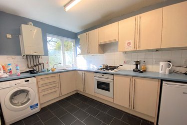 4 bed house, Otham Close, Hales Place, Canterbury, CT27QX - Image 1