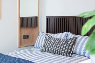 Standard Studio at The Alba, 8 Mulberry Walk, Canada Water, London, SE166BL - Image 1