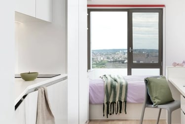 Standard Studio - Image 2