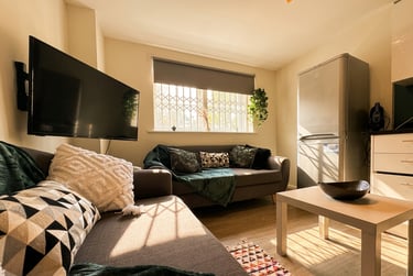 1 bed flat, Forster Street - 1 Bed - Student, Radford, Nottingham, NG73DD - Image 2