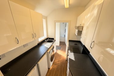 3 bed house, Ednaston Road - 3 bed, Dunkirk, Nottingham, NG72JF - Image 3