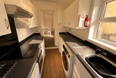 3 bed house, Ednaston Road - 3 bed, Dunkirk, Nottingham, NG72JF - Image 4