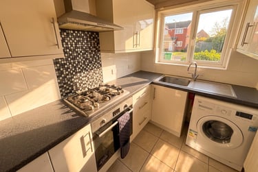 4 bed house, Heron Drive, Lenton, Nottingham, NG72DF - Image 3