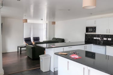 6 bed house, Dartmouth Road, Selly Park, Birmingham, B296ED - Image 2