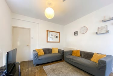 4 bed house, Daisy Road - 4 bed, City Centre, Birmingham, B169DZ - Image 2