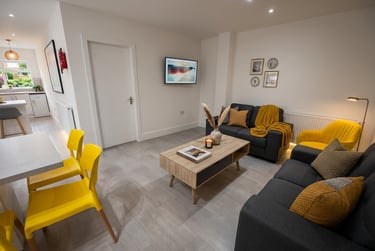 7 bed house, Queens Road - 7 bed, Beeston, Nottingham, NG92FF - Image 1