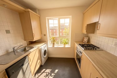 2 bed flat, Seymour Court, Arboretum, Nottingham, NG74DG - Image 4