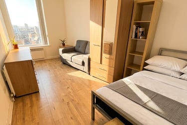 2 bed flat, c Peveril Street - 16844, Radford, Nottingham, NG74AH - Image 4