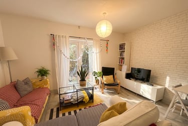 5 bed house, Sherwin Road - 5 Bed Bills Inc, Lenton, Nottingham, NG72FB - Image 1
