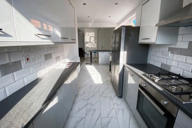 1 bed house, Queens Road - House Share, Beeston, Nottingham, NG92FF - Image 2