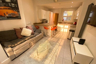 4 bed house, Mettham Street - Copy, Lenton, Nottingham, NG71SH - Image 1