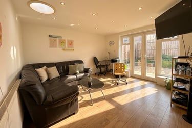 5 bed house, Park Road - 5 Bed Bills Inc, Lenton, Nottingham, NG71LB - Image 3