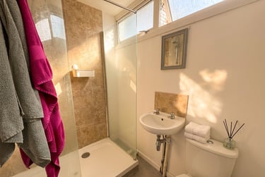 5 bed house, Park Road - 5 Bed Bills Inc, Lenton, Nottingham, NG71LB - Image 9
