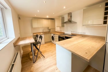 7 bed house, Derby Grove - Copy, Radford, Nottingham, NG71PE - Image 2