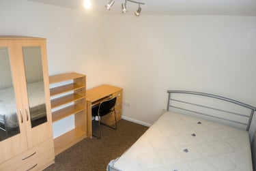 4 bed house, Monument Road, City Centre, Birmingham, B168UZ - Image 3