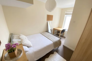 1 bed house, Dawlish Road - Room 3, Selly Park, Birmingham, B297AS - Image 3