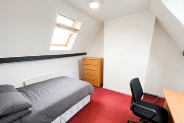 4 bed house, Hawton Crescent - Copy, Lenton, Nottingham, NG81BZ - Image 7