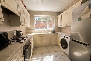 4 bed house, Ilkeston Road - 4 bed, Radford, Nottingham, NG73HF - Image 2