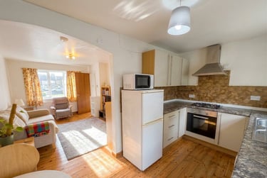 2 bed house, Cloister Street, Dunkirk, Nottingham, NG72JX - Image 3