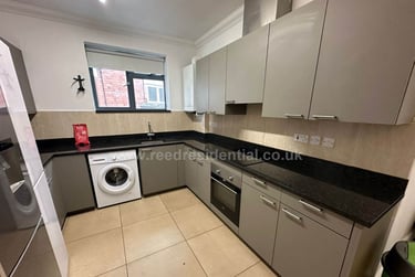 6 bed flat, Flat 1 E Arthur Avenue, Lenton, Nottingham, NG72HE - Image 3
