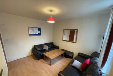 6 bed house, Bute Avenue - 6 Bed Bills Inc, Lenton, Nottingham, NG71QB - Image 2