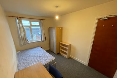6 bed house, Bute Avenue - 6 Bed Bills Inc, Lenton, Nottingham, NG71QB - Image 7