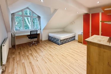 5 bed flat, Chapel Court, Lenton, Nottingham, NG71HP - Image 5
