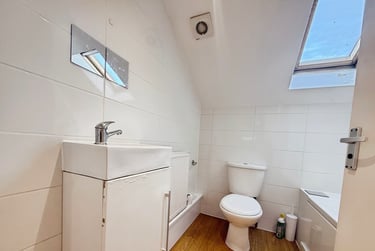 5 bed flat, Chapel Court, Lenton, Nottingham, NG71HP - Image 8