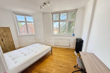 1 bed flat, Flat 7 Exeter House, Selly Park, Birmingham, B296EX - Image 4